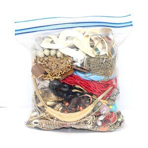 Vintage Wearable Jewelry Lot